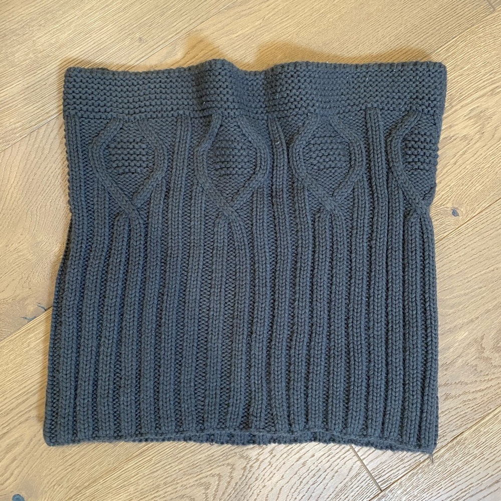 Evelyn K. chunky grey knit neck warmer/infinity scarf